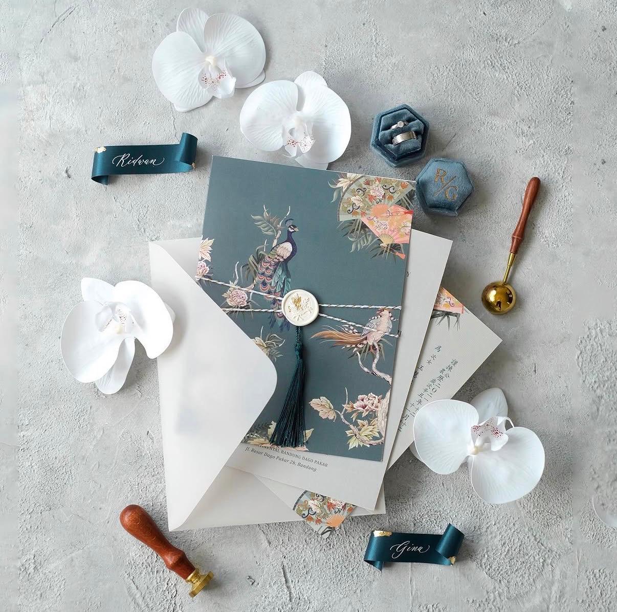 Fully Custom Stationery Suite